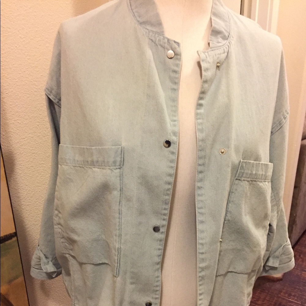 ZARA denim shirt/jacket! Snap buttons light wash - Picture 5 of 6